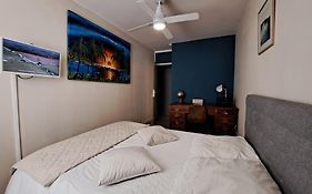 Chambre privée dans appartement WC et SDB communes