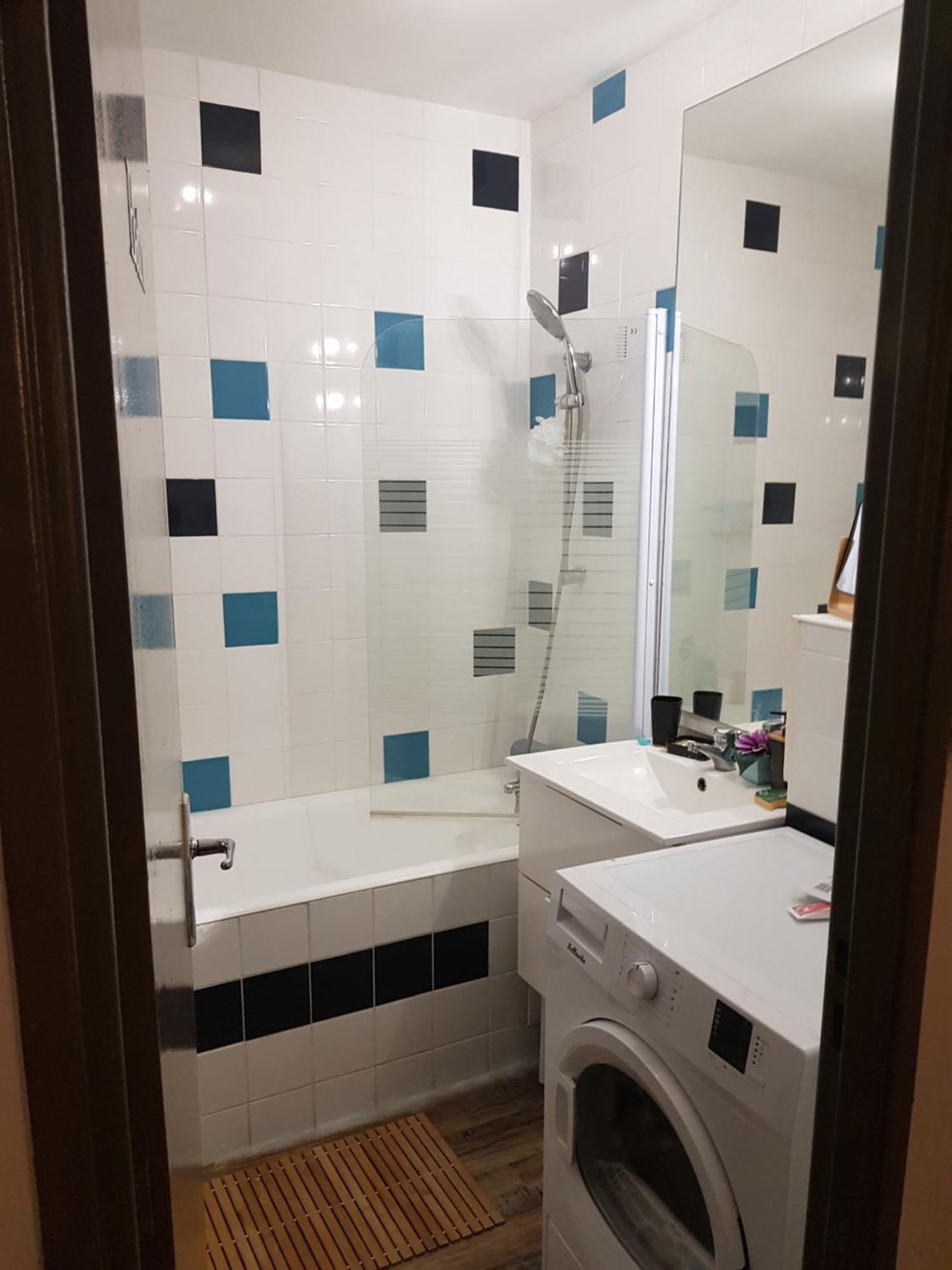 Chambre privée dans appartement WC et SDB communes Nîmes Extérieur photo
