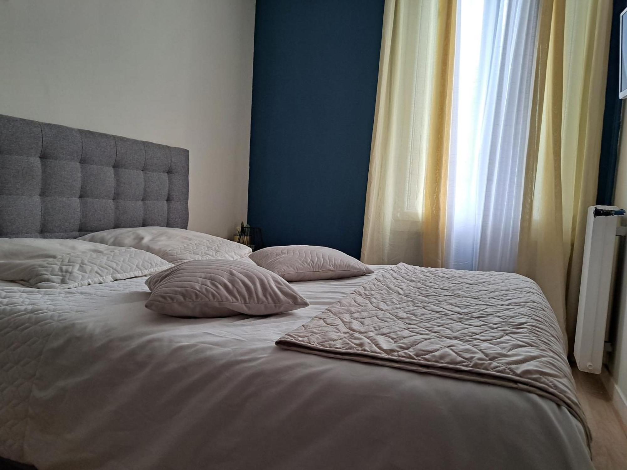 Chambre privée dans appartement WC et SDB communes Nîmes Extérieur photo